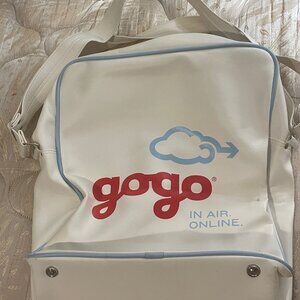 Gogo Inflight Internet Flight Crew Shoulder Bag